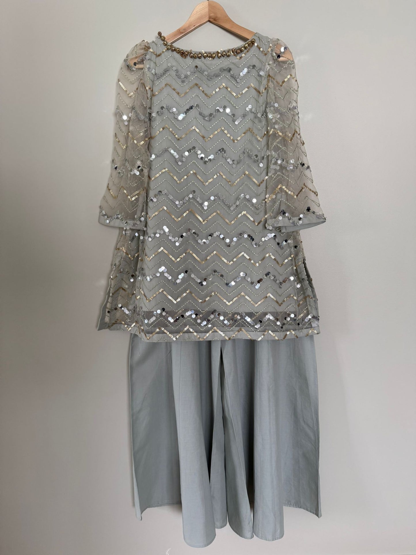 PL0001 - 2 Piece Ethnic Suit