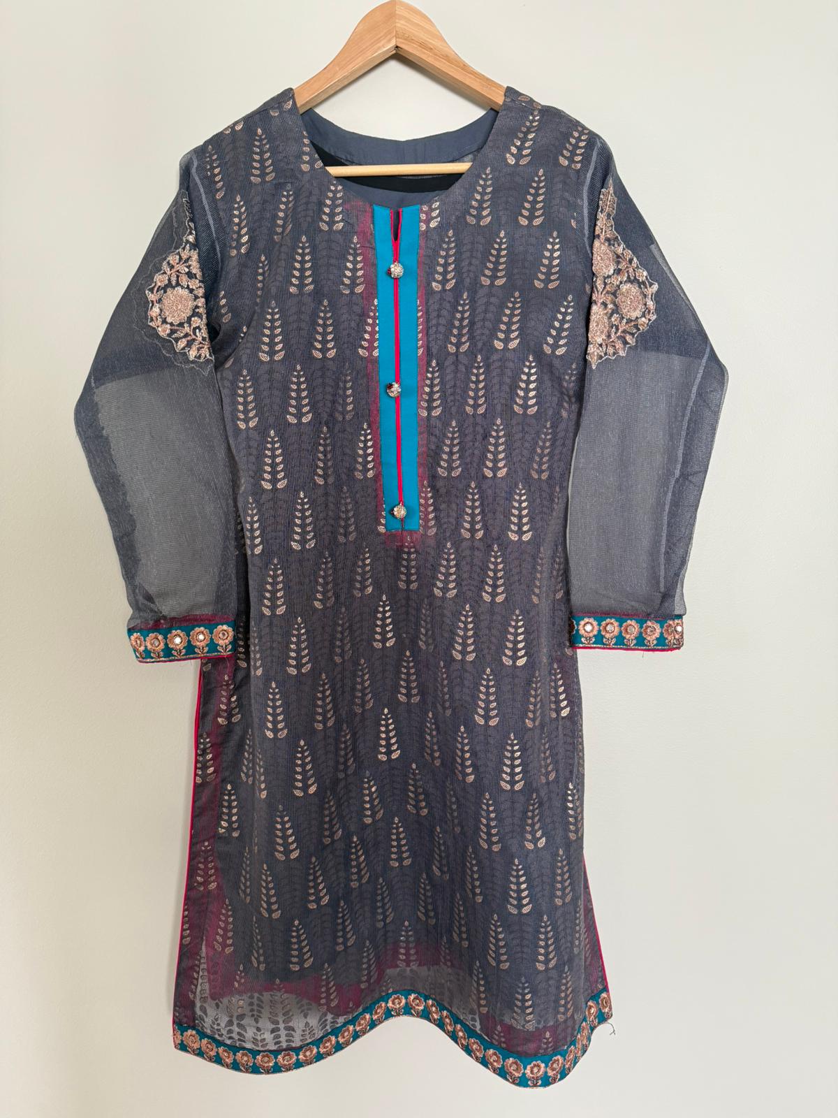 PL002 - 3 Piece Organza Suit